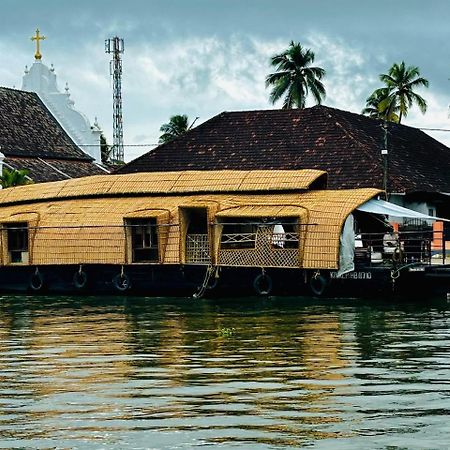 Marvel Cruise Alappuzha Exterior foto