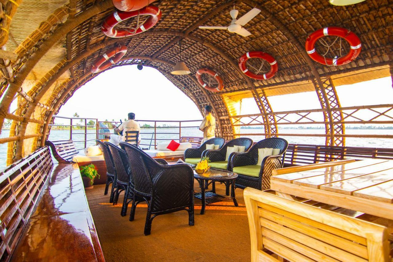 Marvel Cruise Alappuzha Exterior foto